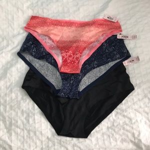 VS NWT underwear bundle of 3
